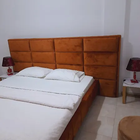 Zen Zen & 4* Tirana