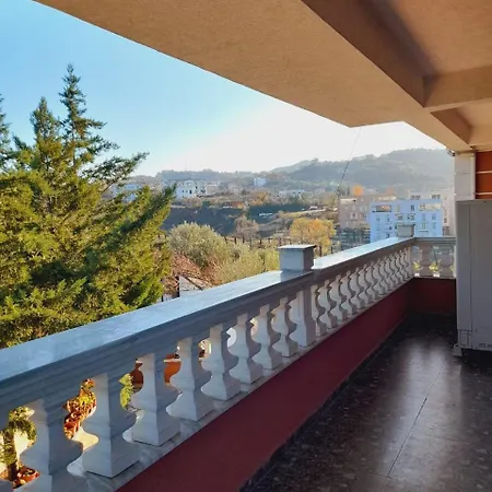 Zen Zen & 4* Tirana