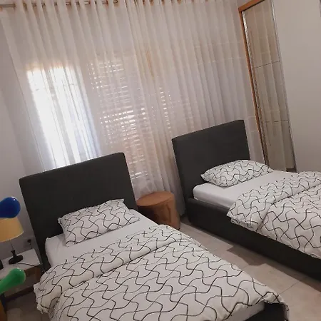 Zen Zen & Maison d'hôtes Tirana
