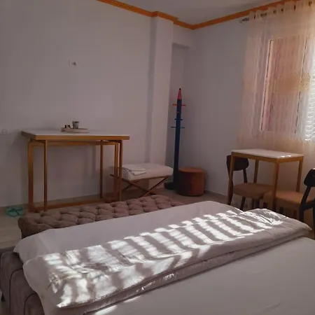 Zen Zen & Maison d'hôtes Tirana